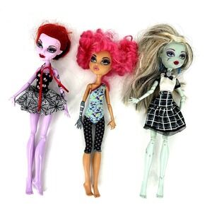 Monster High Dolls Lot Of 3 Operetta Frankie Stein & Howleen Wolf Dance